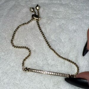 Kendra Scott Ott Adjustable Chain Bracelet in Gold!